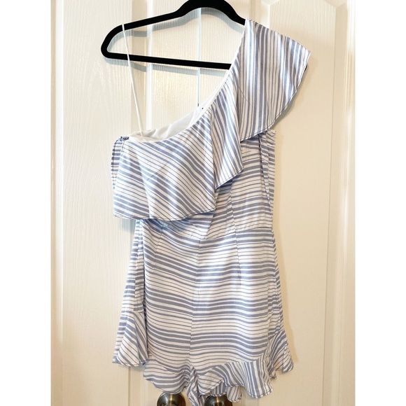 BB Dakota One Shoulder Romper Striped size 0 - Picture 2 of 12